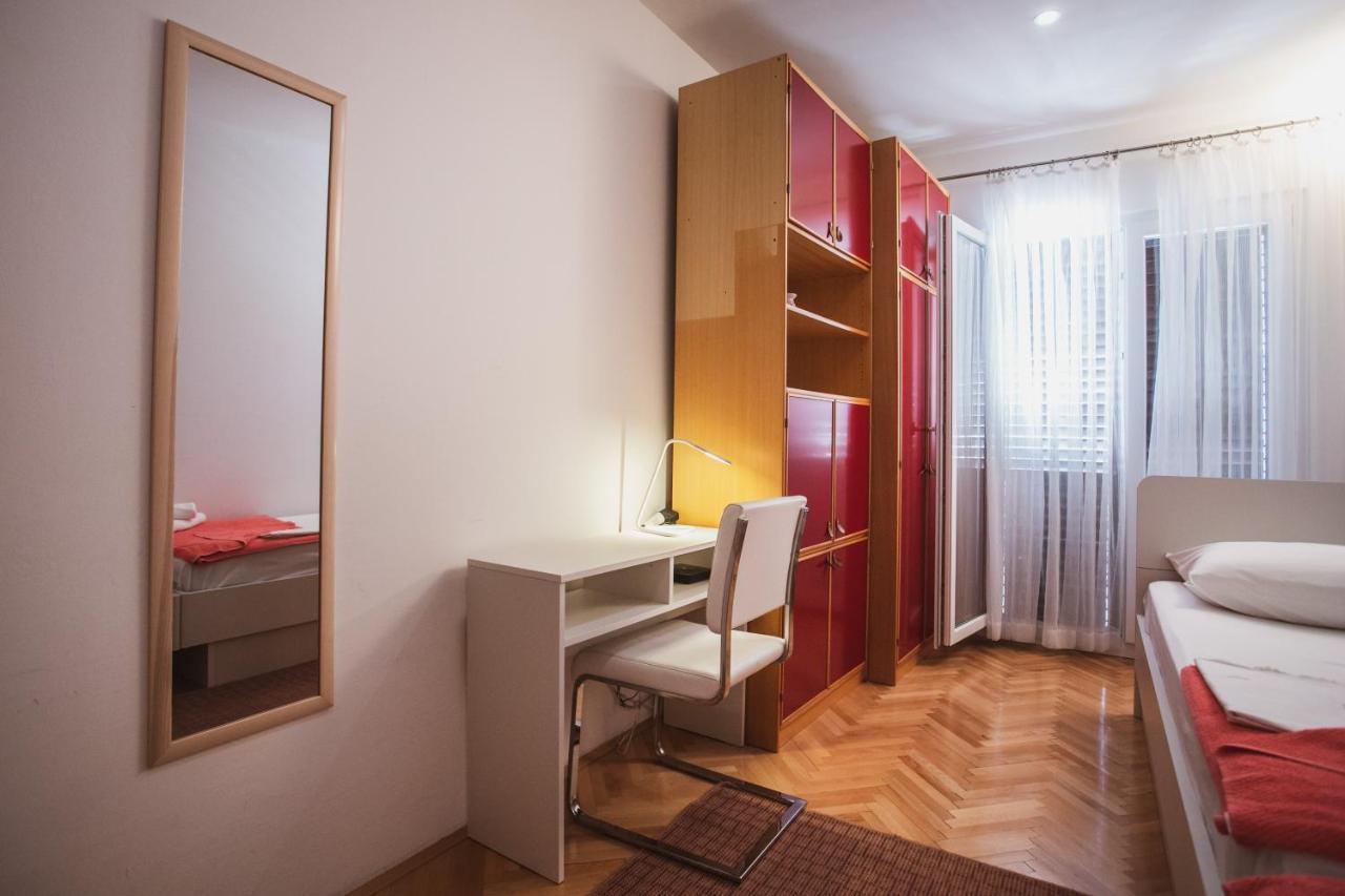 Comfort Sea View Apartment Дуги Рат Екстериор снимка
